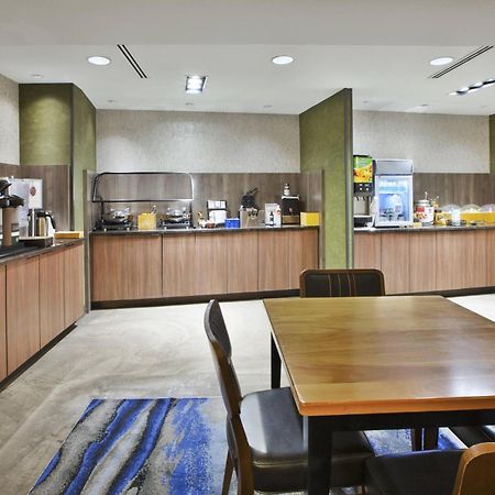 Fairfield Inn & Suites By Marriott Milwaukee Downtown Exterior foto
