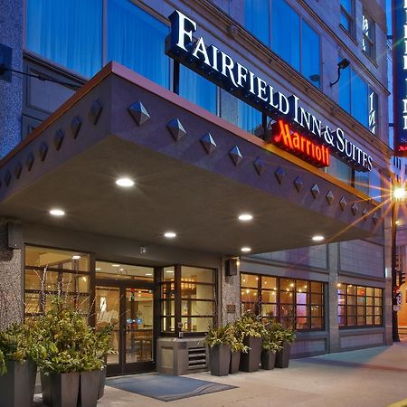 Fairfield Inn & Suites By Marriott Milwaukee Downtown Exterior foto