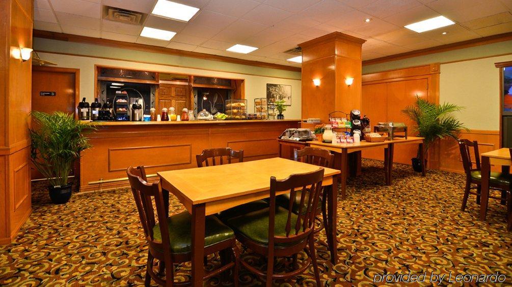 Fairfield Inn & Suites By Marriott Milwaukee Downtown Restaurante foto